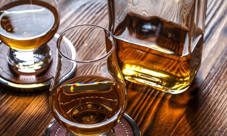 Single Malt vs. Blended Whisky: Which is Your Preference?