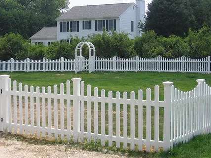 deck and fence company