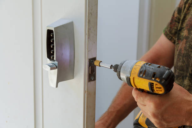 Electronic lock installation