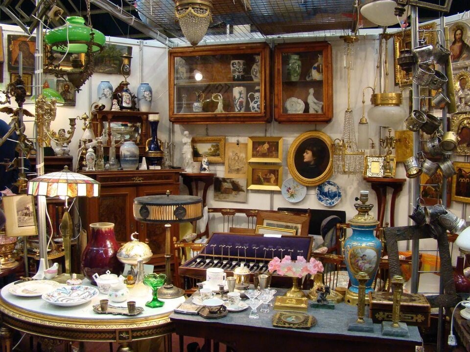 Best home decor antique stores