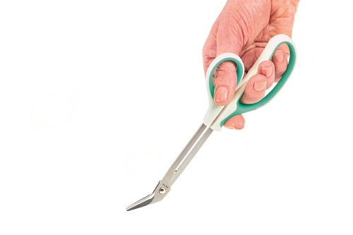 Why You Need Long Handle Toenail Clippers for Seniors for Proper Grooming